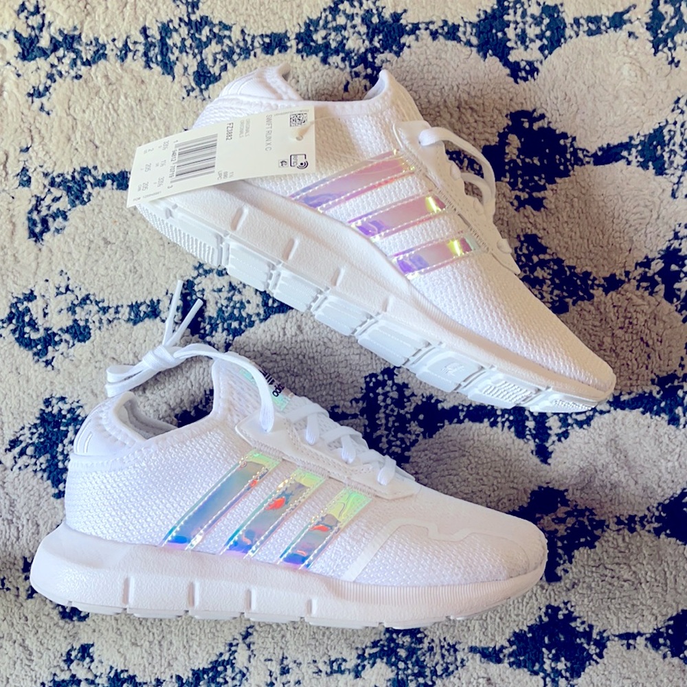 Adidas swift run x c white iridescent
